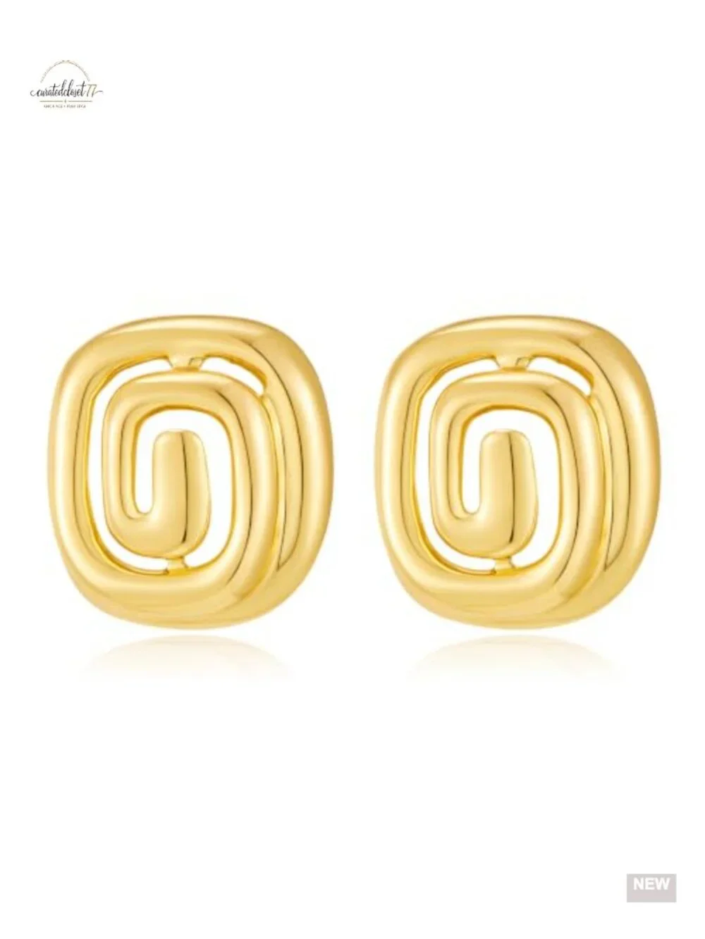 Chunky Gold Tone Square Swirl Stud Earrings Lightweight Statement Jewelry